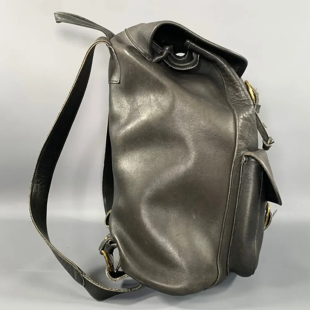 LAURA IN USA Size One Size Black Crackled Leather Backpack